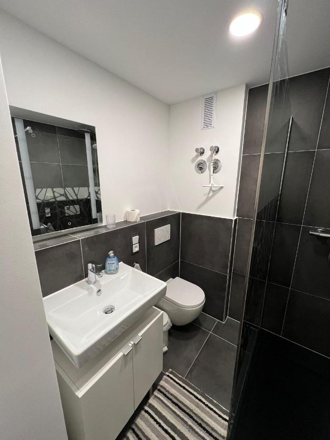 Modernes Appartement In Der Innenstadt Colonia Exterior foto